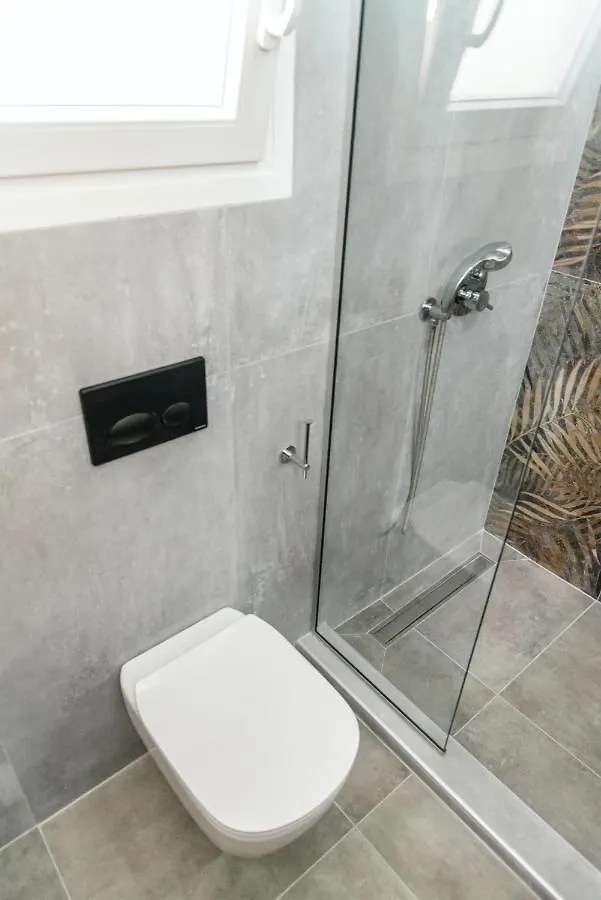 Elegant Decorated House - Free Private Parking! Apartment Heraklion