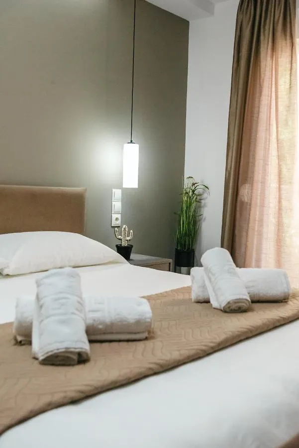 Elegant Decorated House - Free Private Parking! Apartment Heraklion